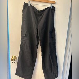 Cargo summer lightweight summer wide leg 
like jogging material 
Very flattering